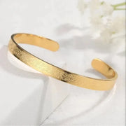 Ayat Al-Kursi Engraved Islamic Bangle – Gold & Silver